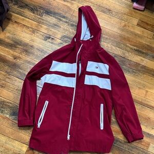 Tommy Hilfiger Men's Burgundy and White Raincoat
